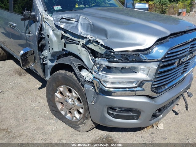 3C6UR5FL1NG367070 RAM 2500 Laramie  4x4 6'4 Box