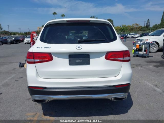 WDC0G4JB7JV033739 Mercedes-Benz GLC 300