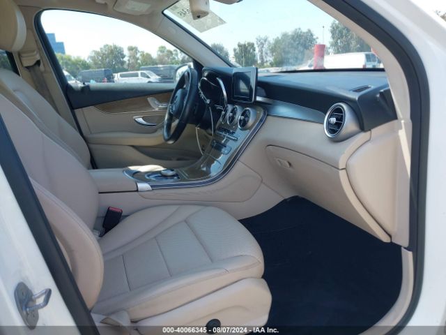 WDC0G4JB7JV033739 Mercedes-Benz GLC 300