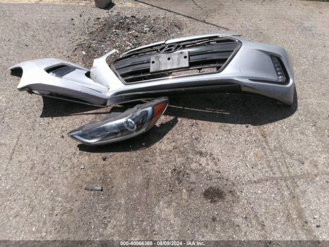 5NPD84LF1HH042967 Hyundai Elantra Limited