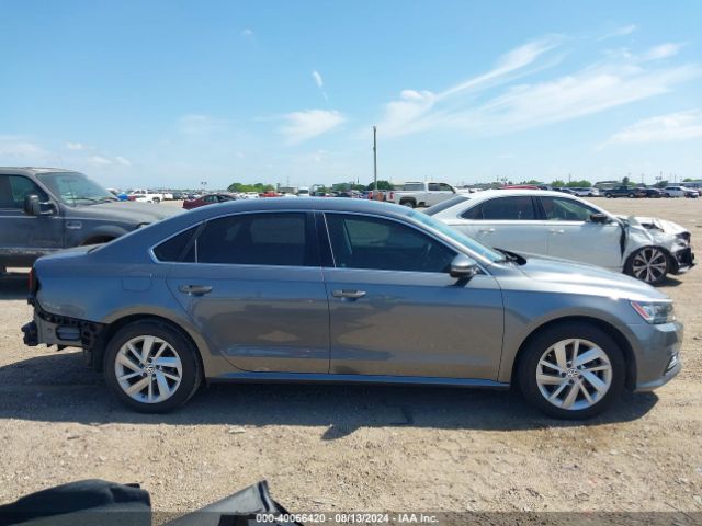 1VWBA7A31JC030063 Volkswagen Passat 2.0t Se