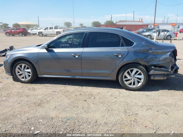 1VWBA7A31JC030063 Volkswagen Passat 2.0t Se