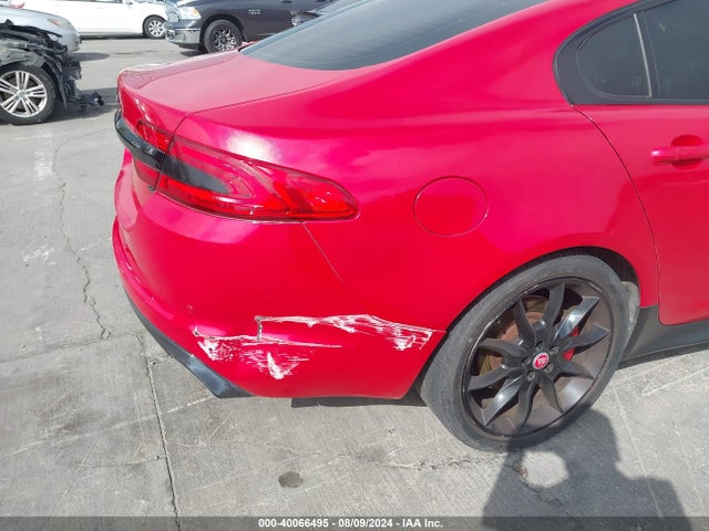 2015 JAGUAR XF SAJWA0F7XF8U54814 Photo 5