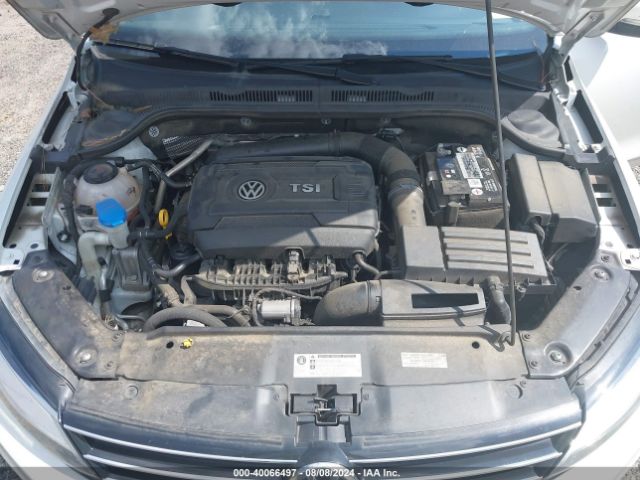 3VWL17AJXJM252098 Volkswagen Jetta 1.8t Sel