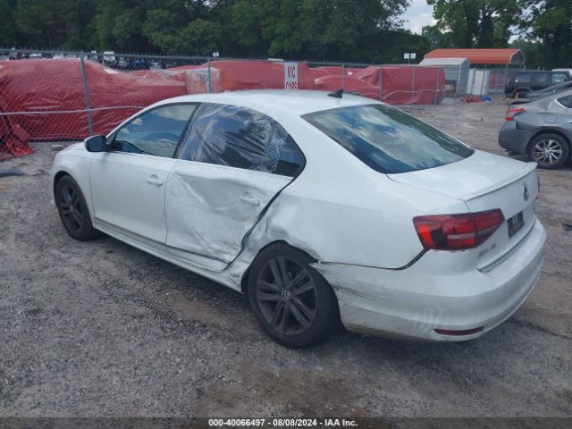 3VWL17AJXJM252098 Volkswagen Jetta 1.8t Sel