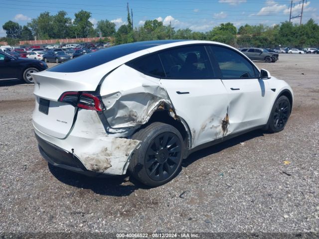 7SAYGDEE9NF427408 Tesla Model Y Long Range Dual Motor All-wheel Drive