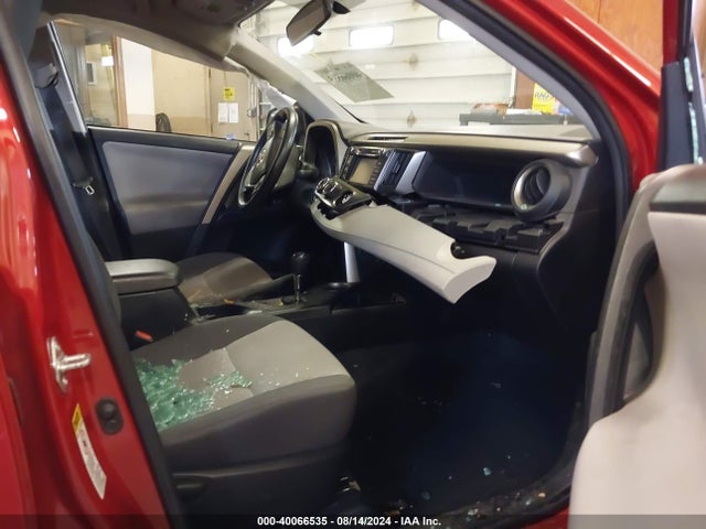 Toyota RAV4 LE 2014 2T3BFREV2EW164224 Image 5