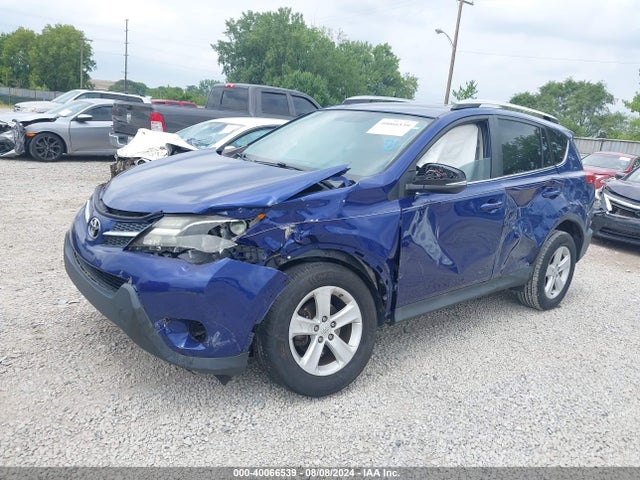 Toyota Rav4 Xle 2014 2T3WFREV3EW117334 Image 2