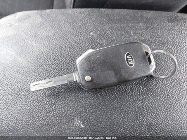 3KPF34ADXKE027453 KIA FORTE S