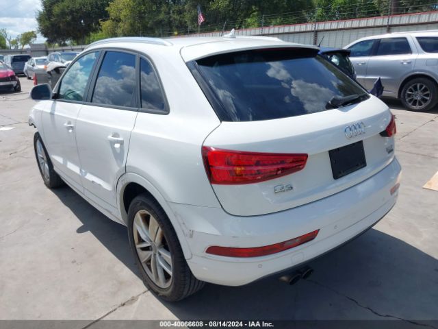 WA1ECCFS3HR011731 Audi Q3 2.0t Premium