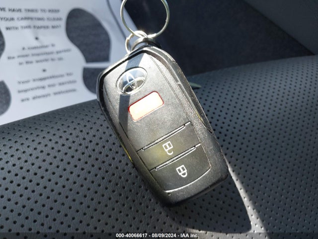 Toyota PRIUS XLE 2023 JTDACAAU4P3005827 Image 11