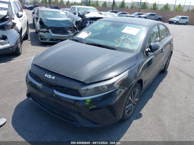 3KPF24AD2NE466055 KIA Forte Lxs