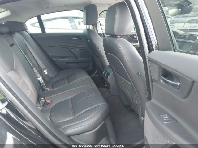 2019 JAGUAR XE SAJAE4GX6KCP54121 Photo 7