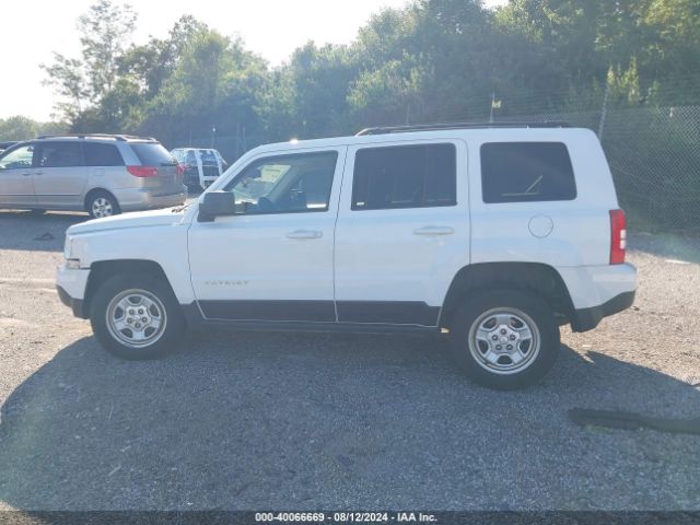 1C4NJRBB3GD797921 Jeep Patriot Sport