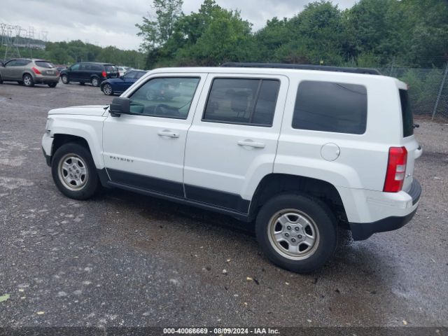 1C4NJRBB3GD797921 Jeep Patriot Sport