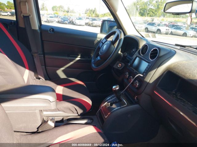 1C4NJRBB3GD797921 Jeep Patriot Sport
