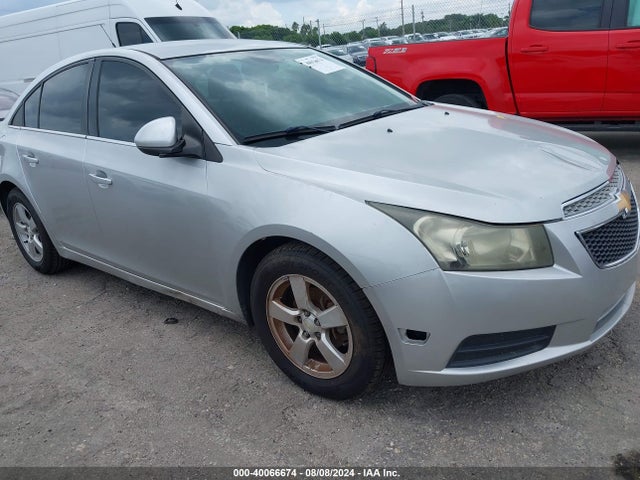 Chevrolet Cruze 1lt Auto 2014 1G1PC5SB4E7484523 Image 1