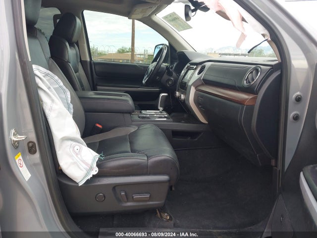 5TFHY5F19JX728918 Toyota Tundra Limited 5.7l V8