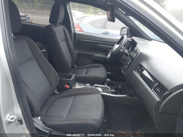 JA4AZ3A36JZ021432 Mitsubishi Outlander Le