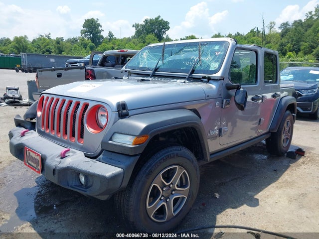 1C4HJXDGXJW123383 Jeep Wrangler Unlimited Sport S 4x4