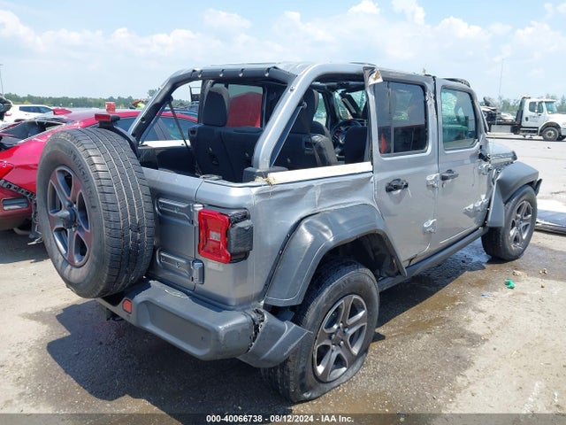 1C4HJXDGXJW123383 Jeep Wrangler Unlimited Sport S 4x4