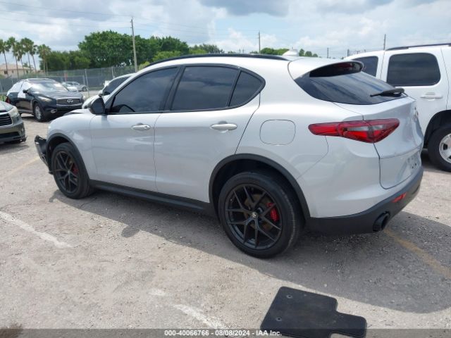 ZASPAJAN3L7C95125 Alfa Romeo Stelvio Rwd