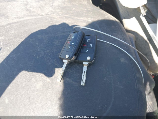 3VWC57BU2KM074413 Volkswagen Jetta