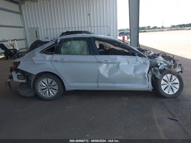 3VWC57BU2KM074413 Volkswagen Jetta