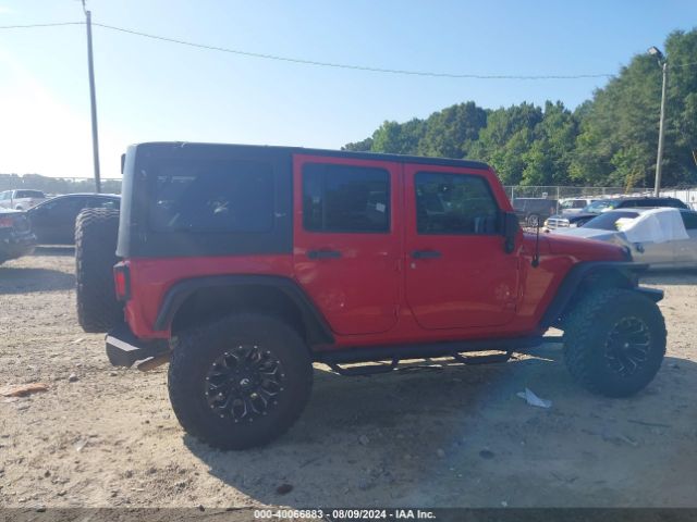1C4BJWDG1EL132710 Jeep Wrangler Unlimited Sport