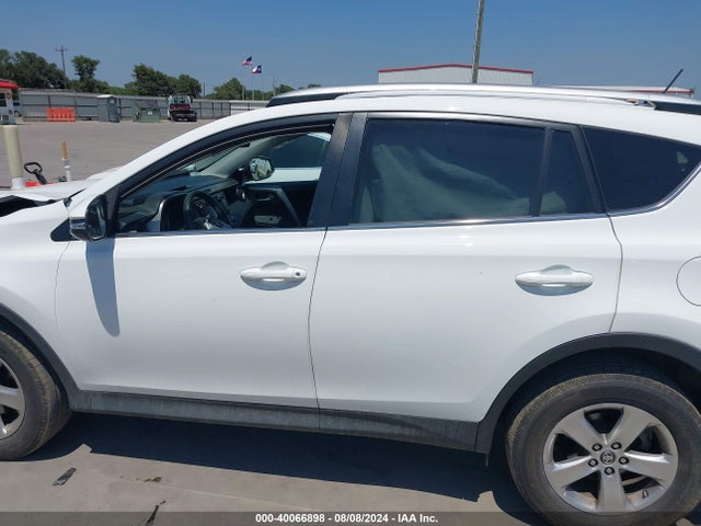 Toyota Rav4 Xle 2015 2T3WFREVXFW166144 Image 14