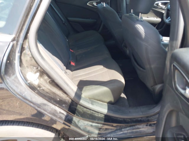 1C3CCCAB8GN157878 Chrysler 200 Limited