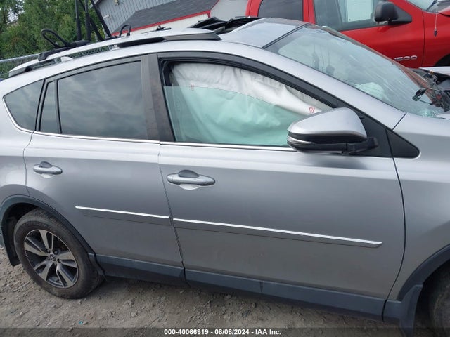 Toyota Rav4 Xle 2017 2T3RFREV0HW638951 Image 12