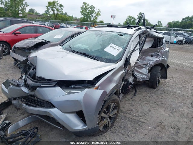 Toyota Rav4 Xle 2017 2T3RFREV0HW638951 Image 6