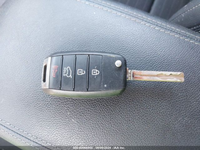 KNDPM3AC4J7458999 KIA Sportage Lx