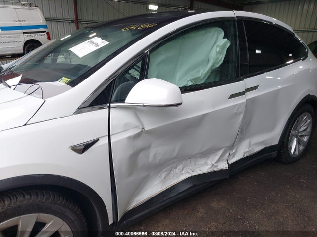 5YJXCAE25LF286486 Tesla Model X Long Range Dual Motor All-wheel Drive/long Range Plus Dual Motor All-wheel Drive
