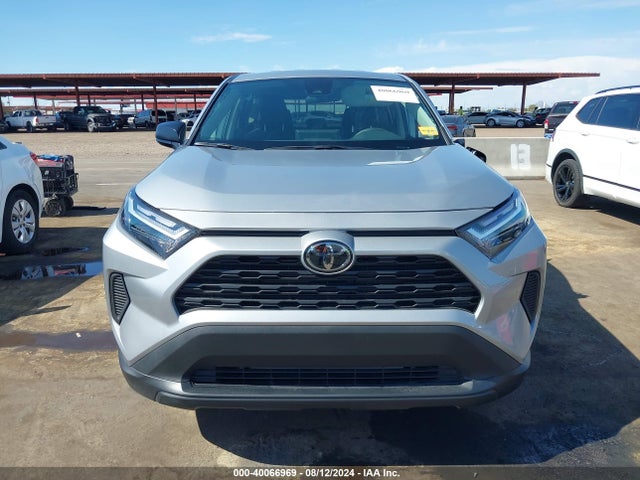 Toyota RAV4 LE 2024 2T3H1RFV8RW341971 Image 12