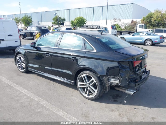 Audi A3 40 Premium 2019 WAUGUGFFXK1010908 Image 3
