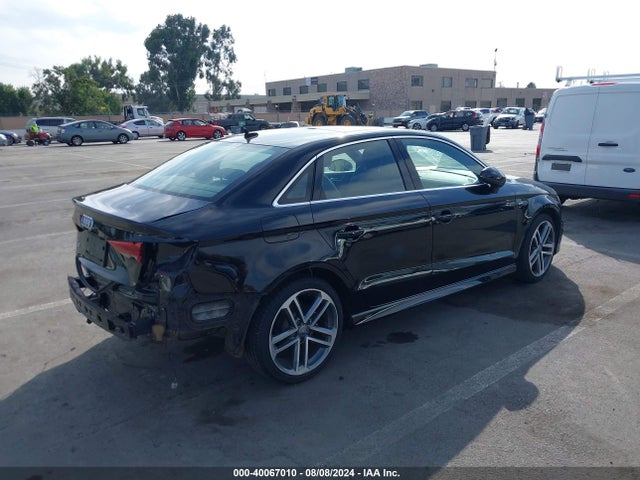 Audi A3 40 Premium 2019 WAUGUGFFXK1010908 Image 4