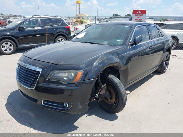 2C3CCABT9EH138631 Chrysler 300 S