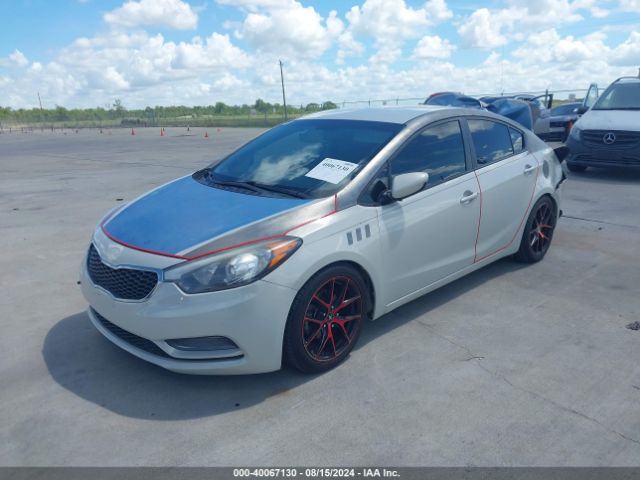 KNAFK4A66F5363300 KIA FORTE LX