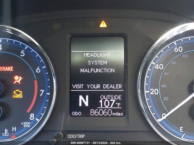 Toyota COROLLA LE 2018 5YFBURHE5JP792591 Image 16