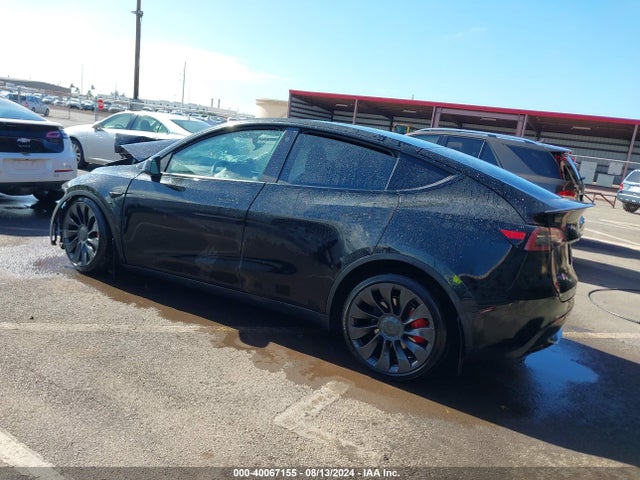 2022 TESLA MODEL Y 7SAYGDEF8NF327714 Photo 2