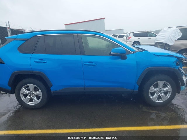 Toyota Rav4 Xle 2021 JTMW1RFV7MD061326 Image 14