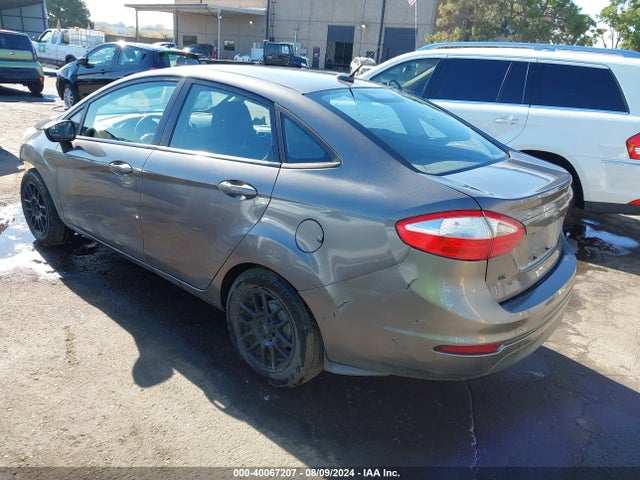 Ford FIESTA SE 2014 3FADP4BJXEM240936 Image 3