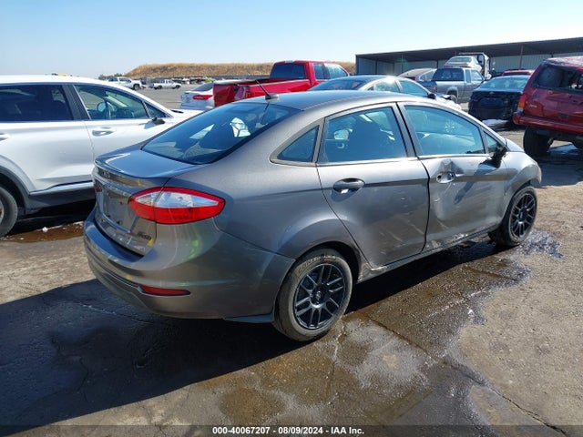 Ford FIESTA SE 2014 3FADP4BJXEM240936 Image 4