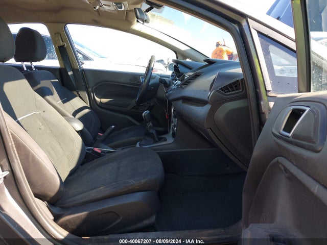 Ford FIESTA SE 2014 3FADP4BJXEM240936 Image 5