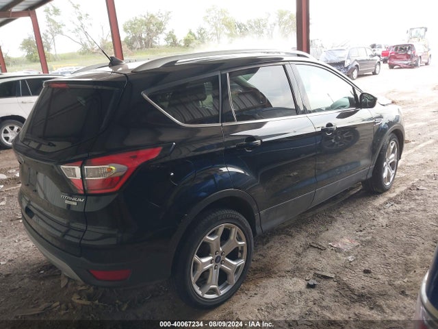 Ford Escape Titanium 2018 1FMCU0J91JUD04281 Image 4