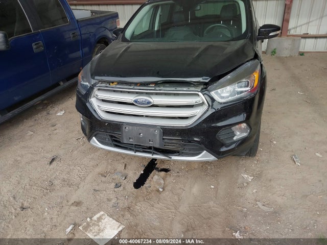 Ford Escape Titanium 2018 1FMCU0J91JUD04281 Image 6