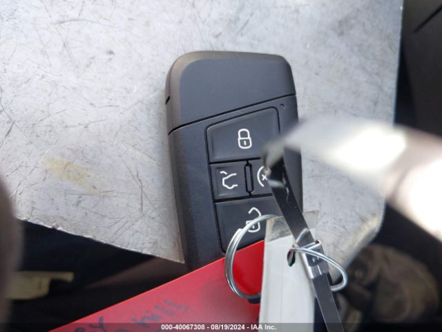 3VV2B7AX5NM114752 Volkswagen Tiguan 2.0t Se