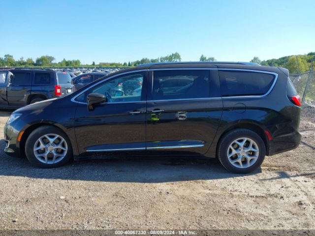 2C4RC1EG7HR622252 Chrysler Pacifica Touring-l Plus